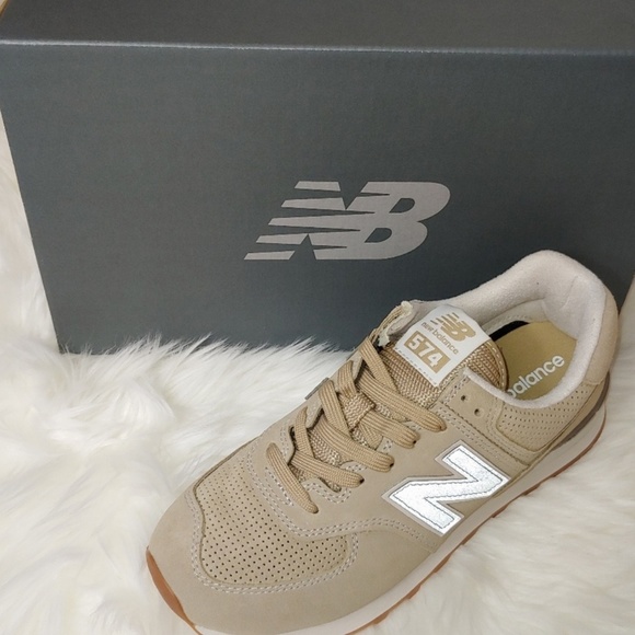 new balance 547s